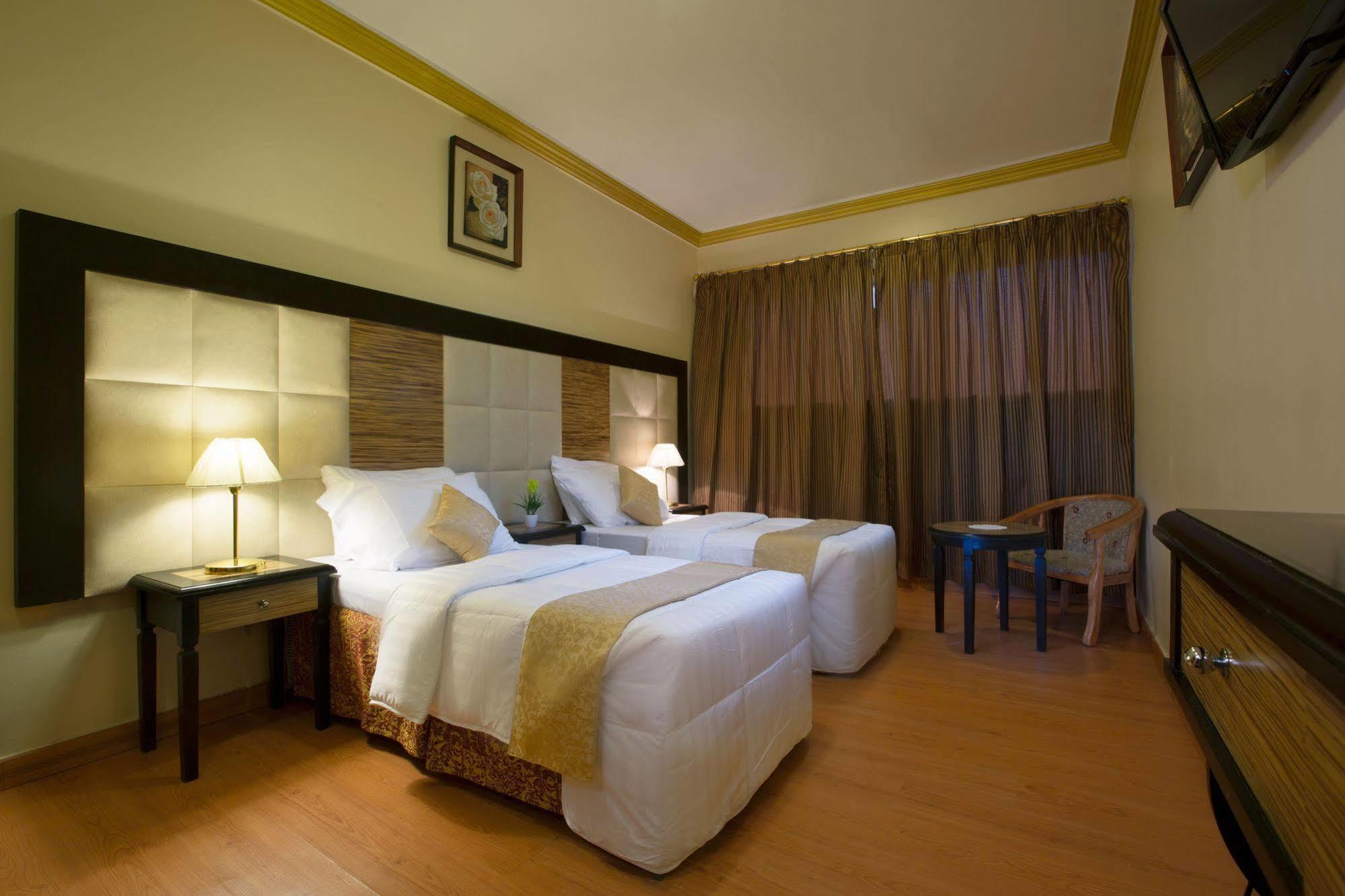 Nawazi Ajyad Hotel Mecca Exterior photo