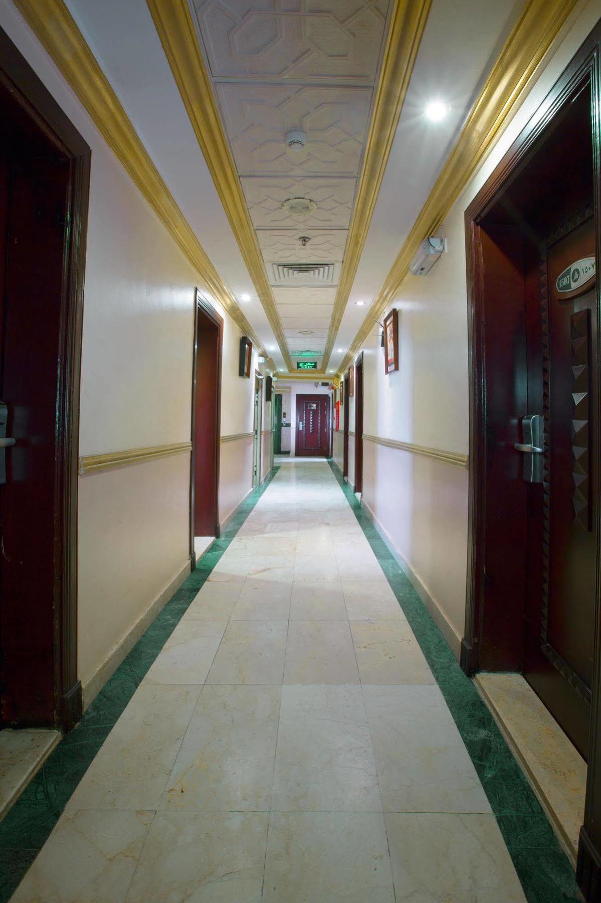 Nawazi Ajyad Hotel Mecca Exterior photo